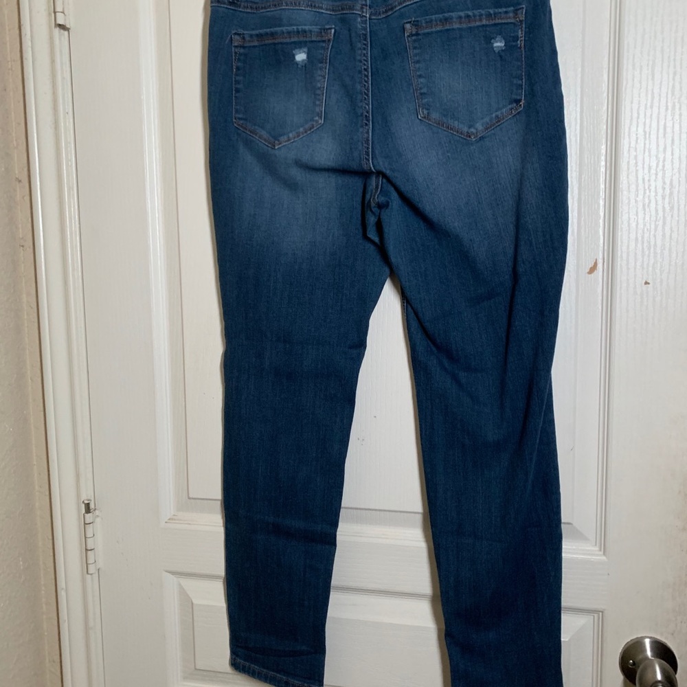 1822 Adrianna Jeans